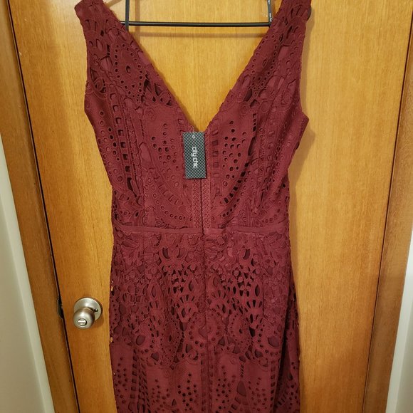 Brand New with Tags Burgundy Crochet Dress - Picture 3 of 8
